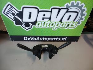 Used Indicator switch Citroen C4 Berline (LC) 2.0 HDi 16V 138 Price on request offered by DeVo Autoparts