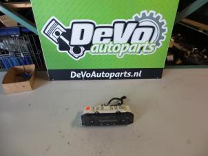Used Heater control panel Ford Mondeo III 2.0 TDCi 115 16V Euro IV Price on request offered by DeVo Autoparts