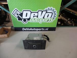 Gebrauchte Radio/CD Spieler (sonstige) Ford Mondeo III 2.0 TDCi 115 16V Euro IV Preis auf Anfrage angeboten von DeVo Autoparts