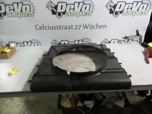 Used Cooling fan housing Mercedes Sprinter 3,5t (906.63) 210 CDI 16V Euro 5 Price on request offered by DeVo Autoparts