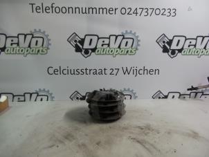 Used Wielcover Mercedes Sprinter 3,5t (906.63) 210 CDI 16V Euro 5 Price on request offered by DeVo Autoparts