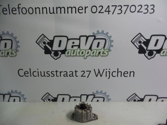 Used Engine mount Alfa Romeo 147 (937) 1.6 Twin Spark 16V Price on request offered by DeVo Autoparts