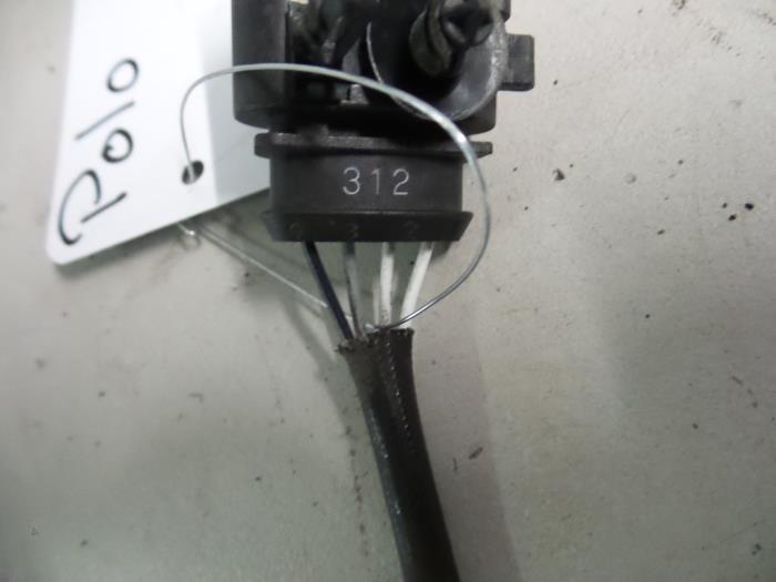 Sonde lambda d'un Volkswagen Polo IV (9N1/2/3) 1.4 TDI 75 2002