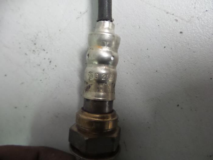 Sonde lambda d'un Volkswagen Polo IV (9N1/2/3) 1.4 TDI 75 2002