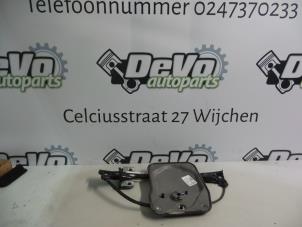 Used Window mechanism 4-door, front right Skoda Fabia II (5J) 1.2i 12V Price on request offered by DeVo Autoparts