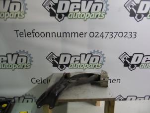 Used Front wishbone, right Volkswagen Golf VI (5K1) 1.6 TDI 16V Price on request offered by DeVo Autoparts