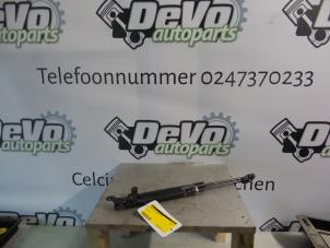 Used Set of gas struts for boot Volkswagen Golf VI (5K1) 1.6 TDI 16V Price on request offered by DeVo Autoparts