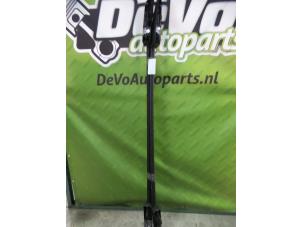 Used Roof rack kit Citroen C4 Picasso (UD/UE/UF) 1.6 HDi 16V 110 Price on request offered by DeVo Autoparts