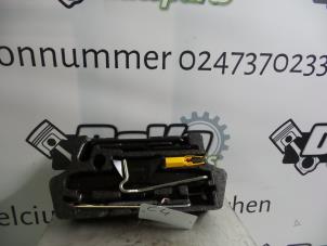 Used Jack Citroen C4 Picasso (UD/UE/UF) 1.6 HDi 16V 110 Price on request offered by DeVo Autoparts