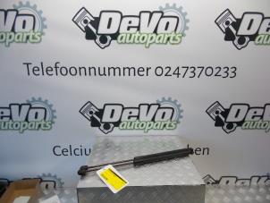 Used Set of gas struts for boot Volkswagen Golf Plus (5M1/1KP) 1.4 TSI 122 16V Price on request offered by DeVo Autoparts
