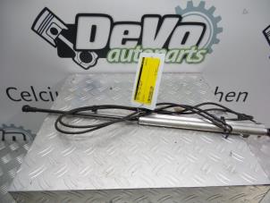 Used Rear gas strut, left Opel Tigra Twin Top 1.4 16V Price on request offered by DeVo Autoparts