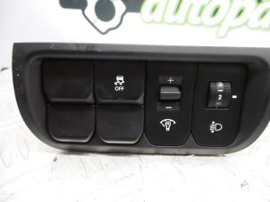 Gebrauchte Schalter (sonstige) Kia Rio III (UB) 1.2 CVVT 16V Preis auf Anfrage angeboten von DeVo Autoparts