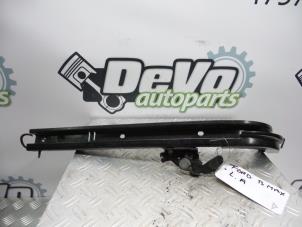 Used Sliding door rail, left Ford B-Max (JK8) 1.0 EcoBoost 12V 120 Price on request offered by DeVo Autoparts