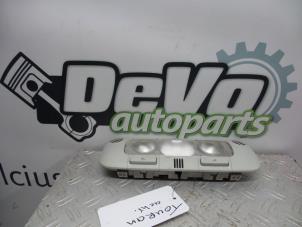 Used Interior lighting, rear Volkswagen Touran (1T1/T2) 2.0 TDI 16V 140 Price on request offered by DeVo Autoparts