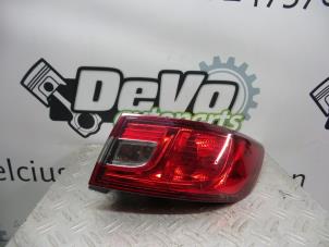 Used Taillight, right Renault Clio IV (5R) 1.5 Energy dCi 90 FAP Price on request offered by DeVo Autoparts