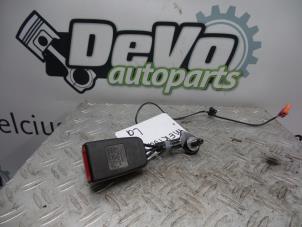 Used Rear seatbelt buckle, left Opel Meriva 1.4 Turbo 16V Ecotec Price on request offered by DeVo Autoparts