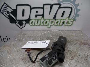 Used Ignition switch contact block Peugeot 308 SW (L4/L9/LC/LJ/LR) 1.6 BlueHDi 120 Price on request offered by DeVo Autoparts