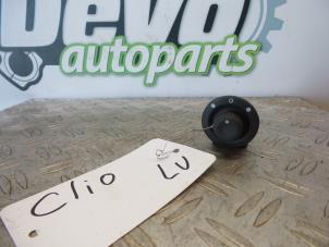 Used Mirror switch Renault Clio IV (5R) 0.9 Energy TCE 90 12V Price on request offered by DeVo Autoparts