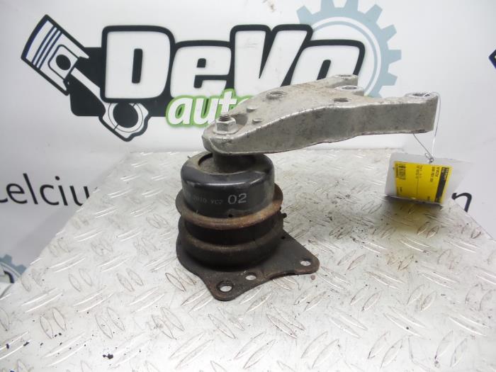 Used Engine mount Skoda Fabia II (5J) 1.2i Price on request offered by DeVo Autoparts