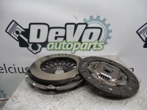 Used Clutch kit (complete) Volkswagen Golf Plus (5M1/1KP) 1.4 TSI 122 16V Price on request offered by DeVo Autoparts