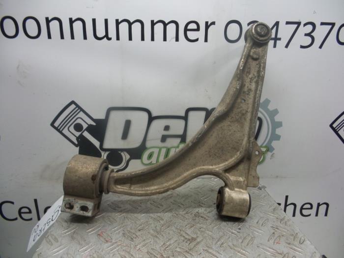 Front wishbone, right from a Opel Astra J (PC6/PD6/PE6/PF6) 1.6 16V 2012