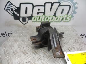 Used Engine mount Hyundai i10 (F5) 1.2i 16V Price on request offered by DeVo Autoparts