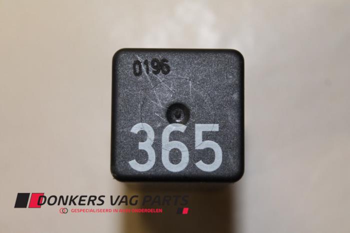 Nya Relä Audi A4 Pris € 50,00 Inklusive moms erbjuds av Donkers VAG Parts