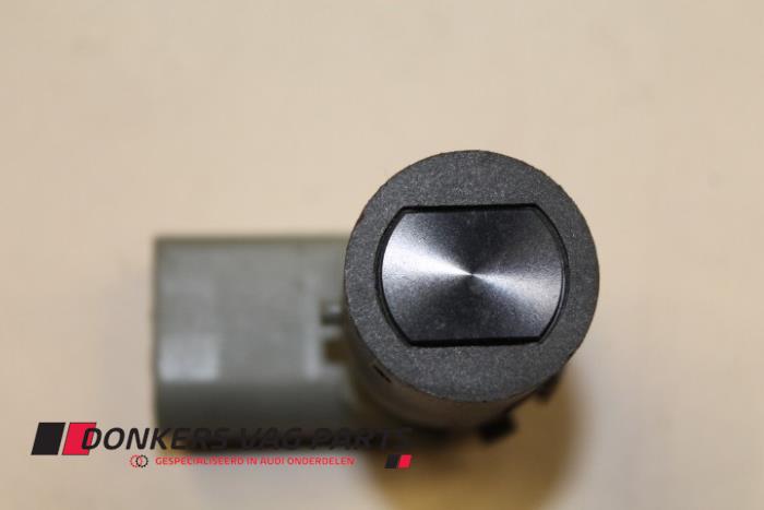 Usados Sensor PDC Audi Diversos Precio € 35,00 Norma de margen ofrecido por Donkers VAG Parts
