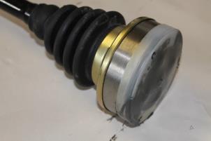 New Drive shaft, rear left Audi 80 Price € 125,01 Inclusive VAT offered by Autoparts Veghel