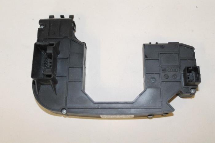 Módulo de columna de la dirección de un Audi A4