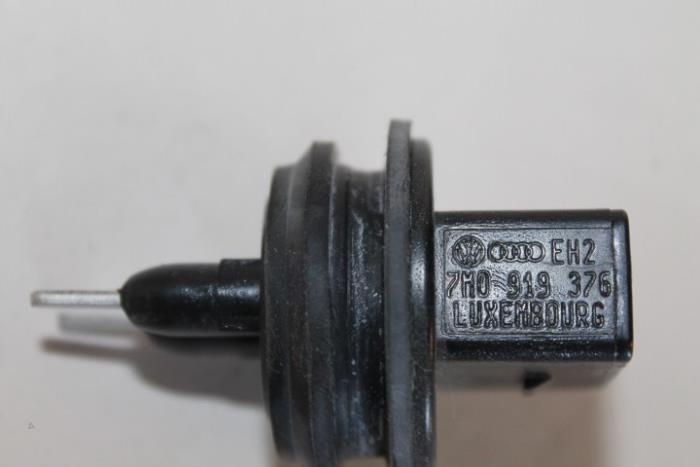 Cooling-liquid level switch from a Audi Miscellaneous