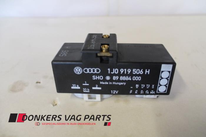 Używane Przekaznik wentylatora Audi A3 Cena € 20,00 Procedura marży oferowane przez Donkers VAG Parts