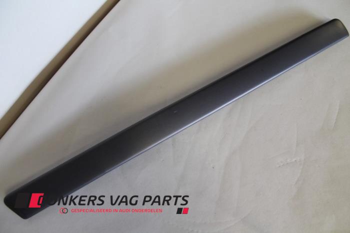 Interior door handle trim
