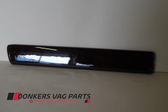 Używane Listwa ozdobna Audi 100 Cena € 8,00 Procedura marży oferowane przez Donkers VAG Parts