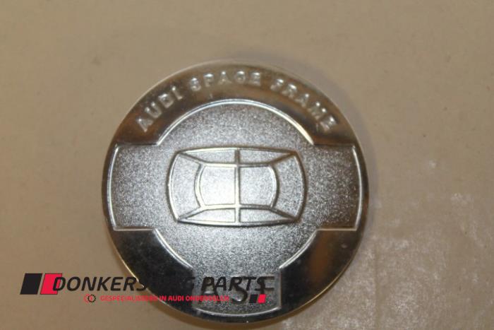 Begagnade Emblem Audi A8 Pris € 5,00 Marginaltabell erbjuds av Donkers VAG Parts