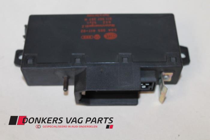 Używane Modul (rózne) Audi 80 Cena € 100,00 Procedura marży oferowane przez Donkers VAG Parts