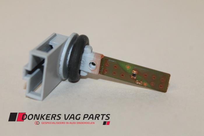 Gebrauchte Temperaturmessgerät Audi A3 Preis € 12,00 Margenregelung angeboten von Donkers VAG Parts