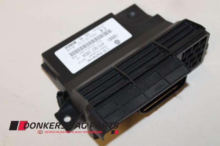Używane Sterownik Body Control Audi S6 (C6) 5.2 V10 40V Cena € 25,00 Procedura marży oferowane przez Donkers VAG Parts