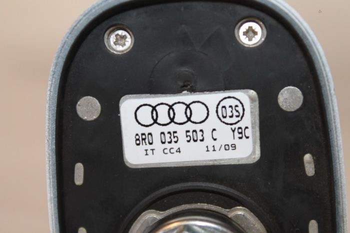 Antena GPS de un Audi Q5