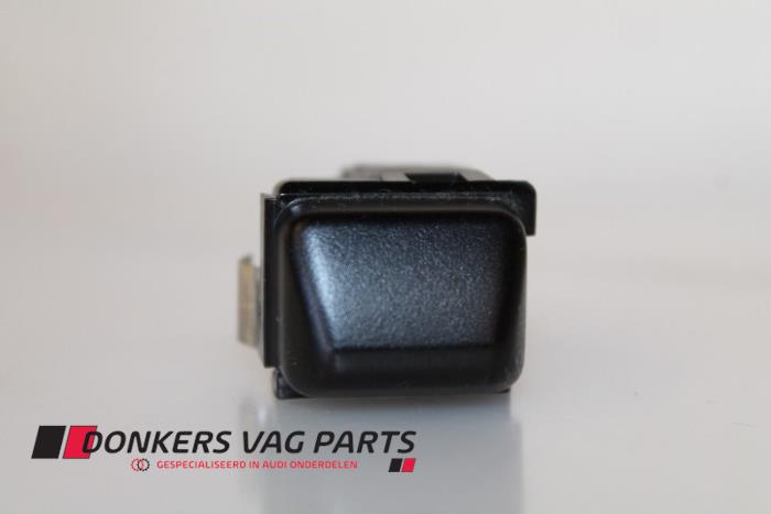 Begagnade Ljussensor Audi A3 Pris € 15,00 Marginaltabell erbjuds av Donkers VAG Parts