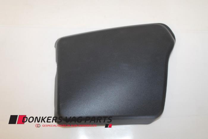 Rear light trim