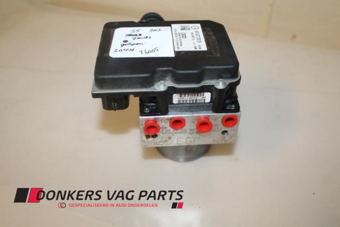 Usagé Pompe ABS Audi S5 (8T3) S5 3.0 TFSI V6 24V Prix € 275,00 Prix TTC proposé par Donkers VAG Parts