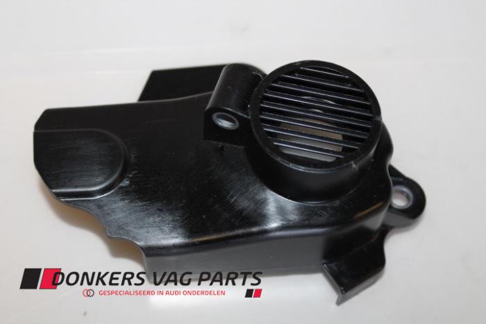 Usagé Couvercle de distribution Audi Q5 (8RB) 2.0 TFSI 16V Hybrid Quattro Prix € 20,00 Prix TTC proposé par Donkers VAG Parts
