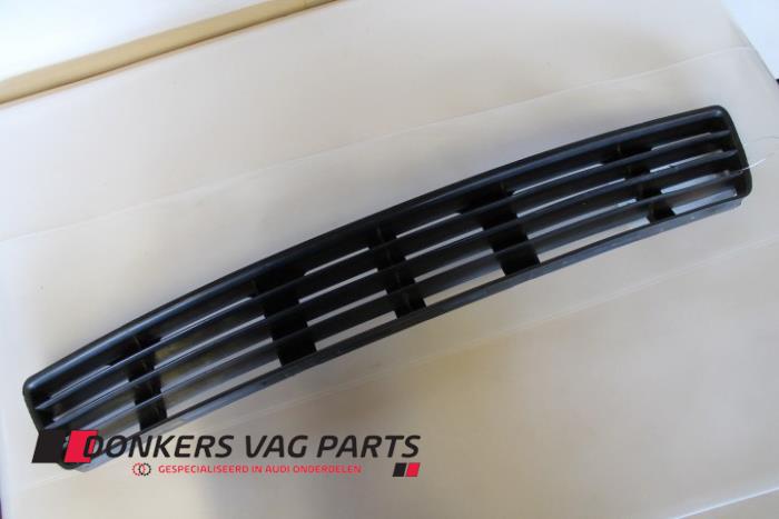 Front bumper lower grill