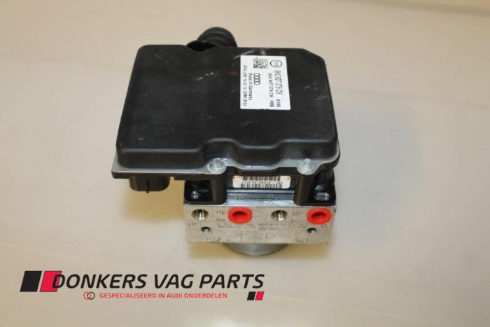 Usagé Pompe ABS Audi A4 (B8) 2.0 TFSI 16V Flexfuel Quattro Prix € 275,00 Prix TTC proposé par Donkers VAG Parts