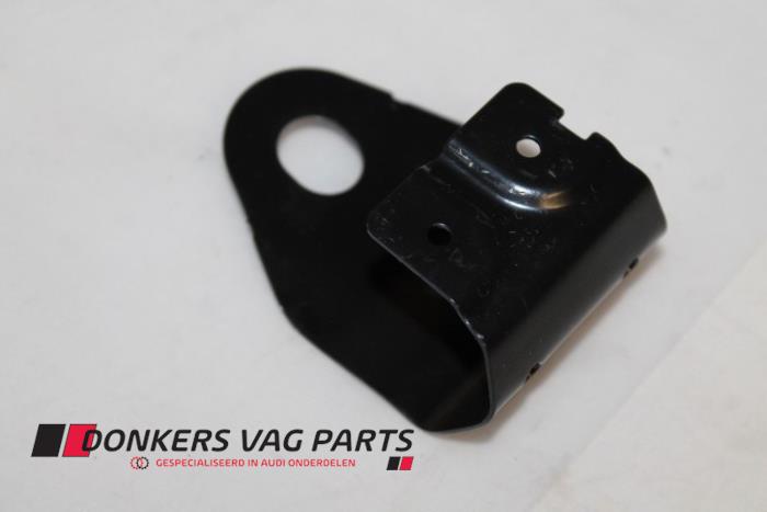 Car fender – 8K0821469