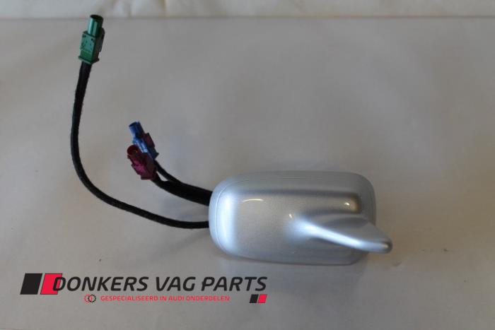 Używane Antena GPS Audi Q5 (8RB) 2.0 TFSI 16V Hybrid Quattro Cena € 50,00 Z VAT oferowane przez Donkers VAG Parts