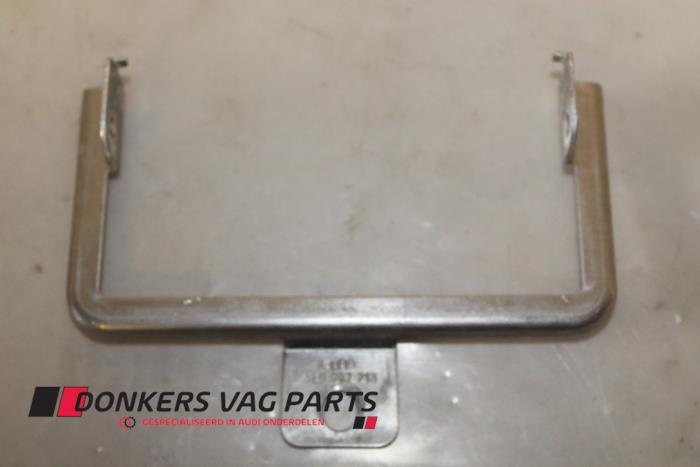 Begagnade Stöd (diverse) Audi A8 Pris € 3,00 Marginaltabell erbjuds av Donkers VAG Parts