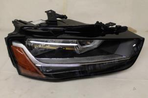 Usagé Phare droit Audi A4 Prix € 100,01 Prix TTC proposé par Autoparts Veghel