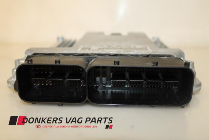 Engine management computer from a Audi A3 Sportback (8VA/8VF) 2.0 TDI 16V 2012